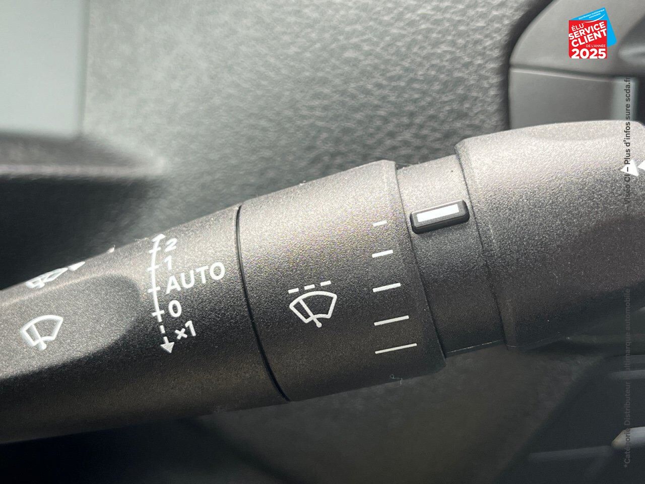 Véhicule d'occasion PEUGEOT EXPERT FG M 2.0 BLUEHDI 145CH chez Renault Saint-Louis