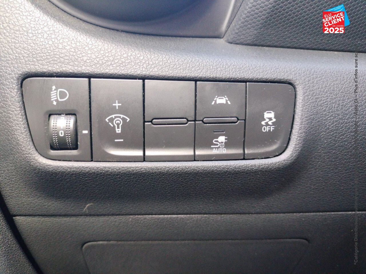Véhicule d'occasion HYUNDAI KONA ELECTRIC 136 CH INTUITIVE CARPLAY CAMERA chez Hyundai Strasbourg