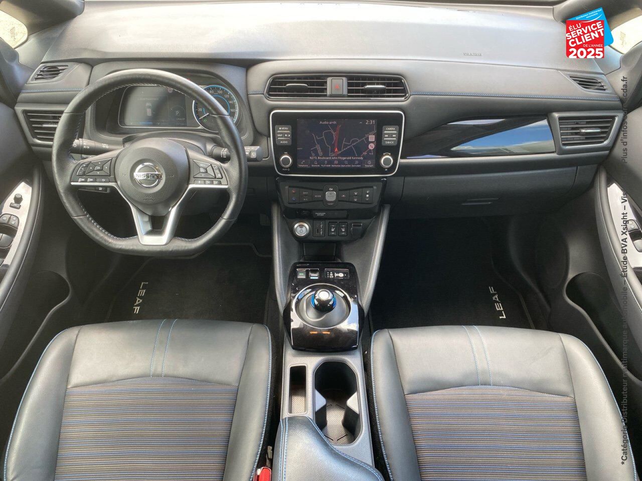 Véhicule d'occasion NISSAN LEAF 150CH 40KWH N-CONNECTA 21.5 chez Renault Saint-Louis