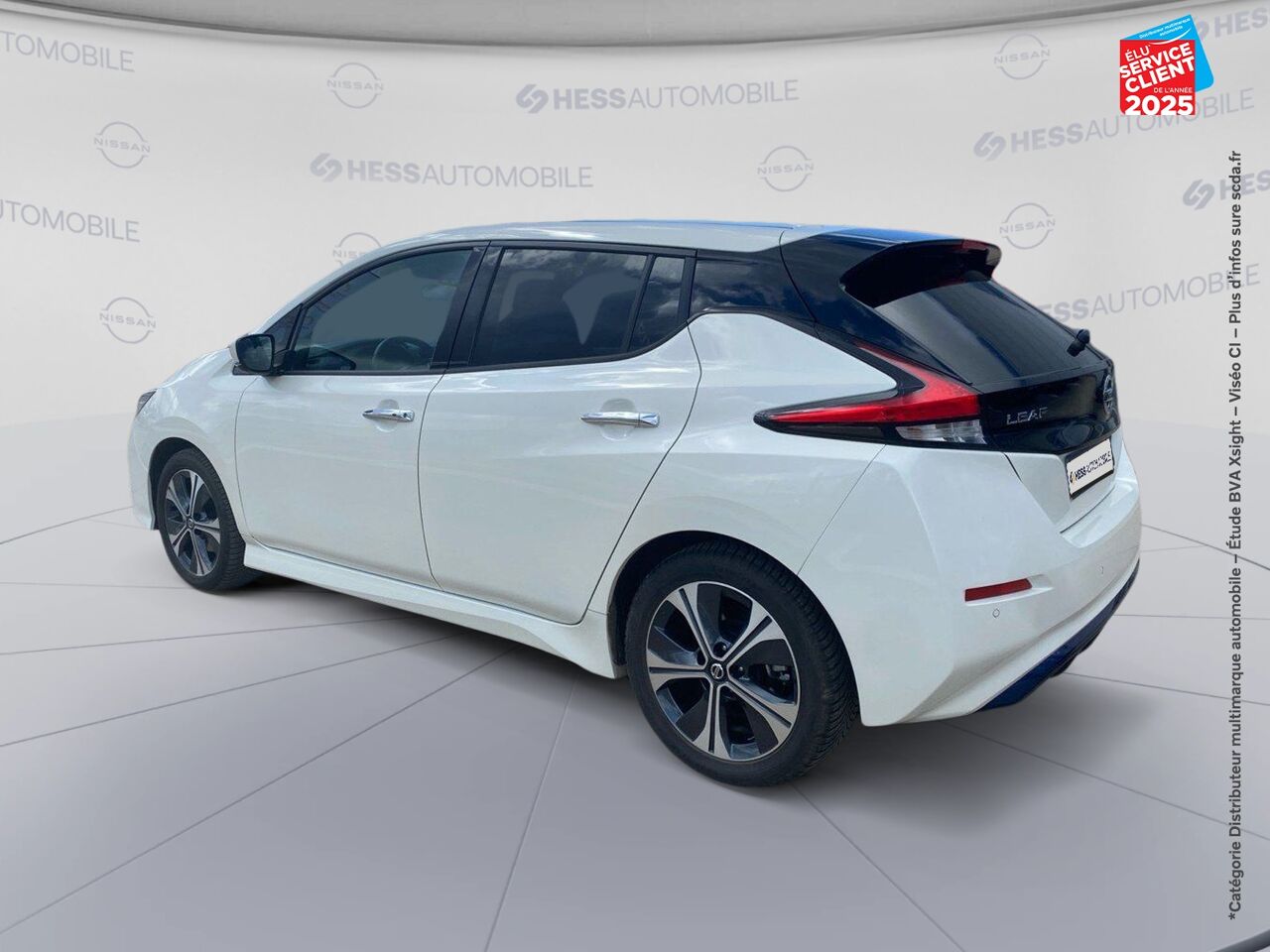 Véhicule d'occasion NISSAN LEAF 150CH 40KWH N-CONNECTA 21.5 chez Renault Saint-Louis