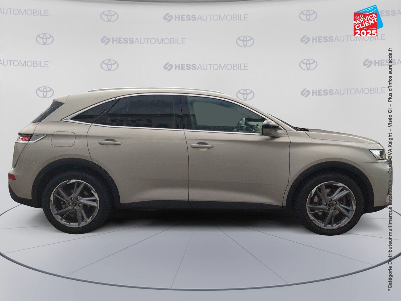 Véhicule d'occasion DS DS 7 CROSSBACK E-TENSE 4X4 300CH GRAND CHIC OPERA TPANO CUIR SIEGE CHAUF CAMERA GPS chez BMW Lons le Saunier
