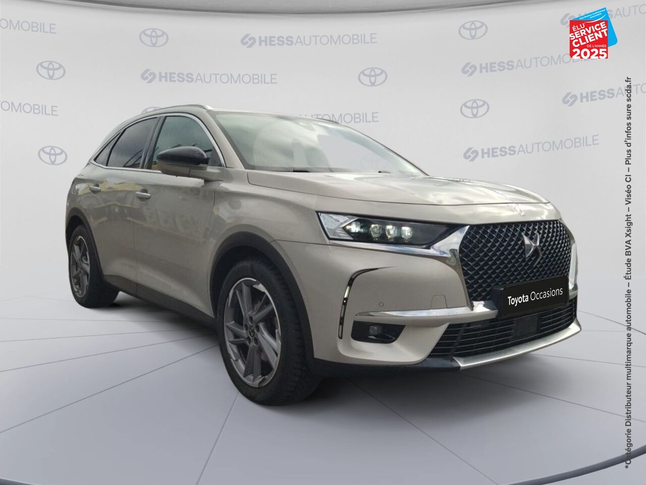 Véhicule d'occasion DS DS 7 CROSSBACK E-TENSE 4X4 300CH GRAND CHIC OPERA TPANO CUIR SIEGE CHAUF CAMERA GPS chez BMW Lons le Saunier