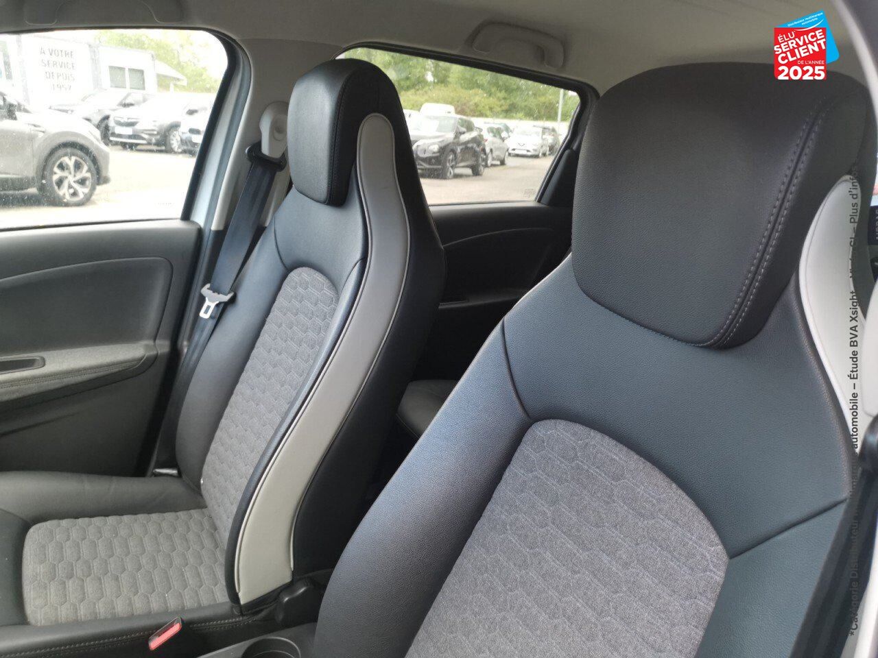Véhicule d'occasion RENAULT ZOE E-TECH ZEN CHARGE NORMALE R135 - 21 chez Renault Saint-Louis