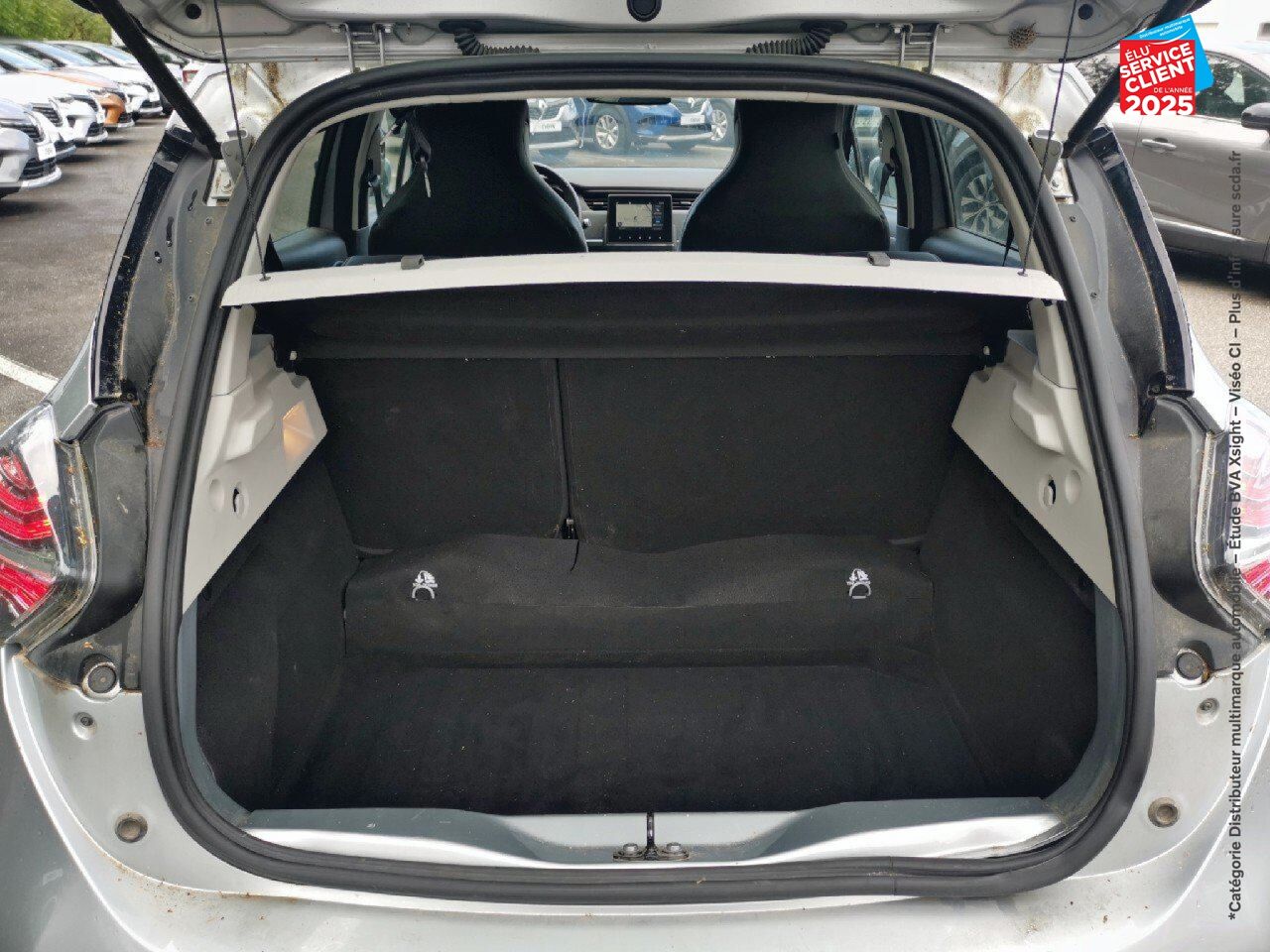 Véhicule d'occasion RENAULT ZOE E-TECH ZEN CHARGE NORMALE R135 - 21 chez Renault Saint-Louis