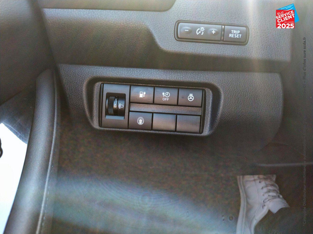 Véhicule d'occasion NISSAN LEAF 150CH 40KWH N-CONNECTA 22 chez Hyundai Epernay