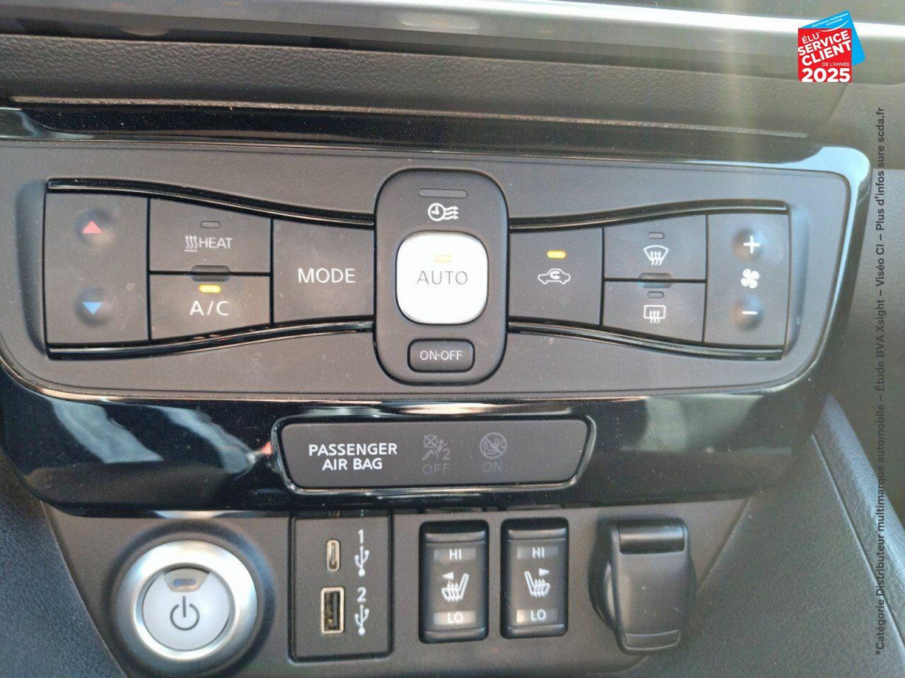 Véhicule d'occasion NISSAN LEAF 150CH 40KWH N-CONNECTA 22 chez Hyundai Epernay