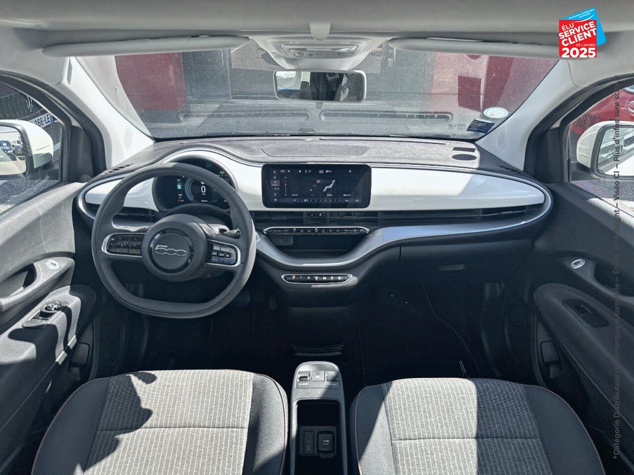Véhicule d'occasion FIAT 500 E 118CH ICONE STEP1 2021 chez Fiat Saint-Etienne