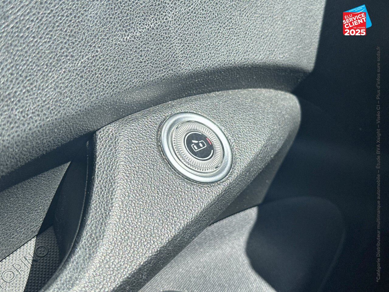 Véhicule d'occasion FIAT 500 E 118CH ICONE STEP1 2021 chez Fiat Saint-Etienne
