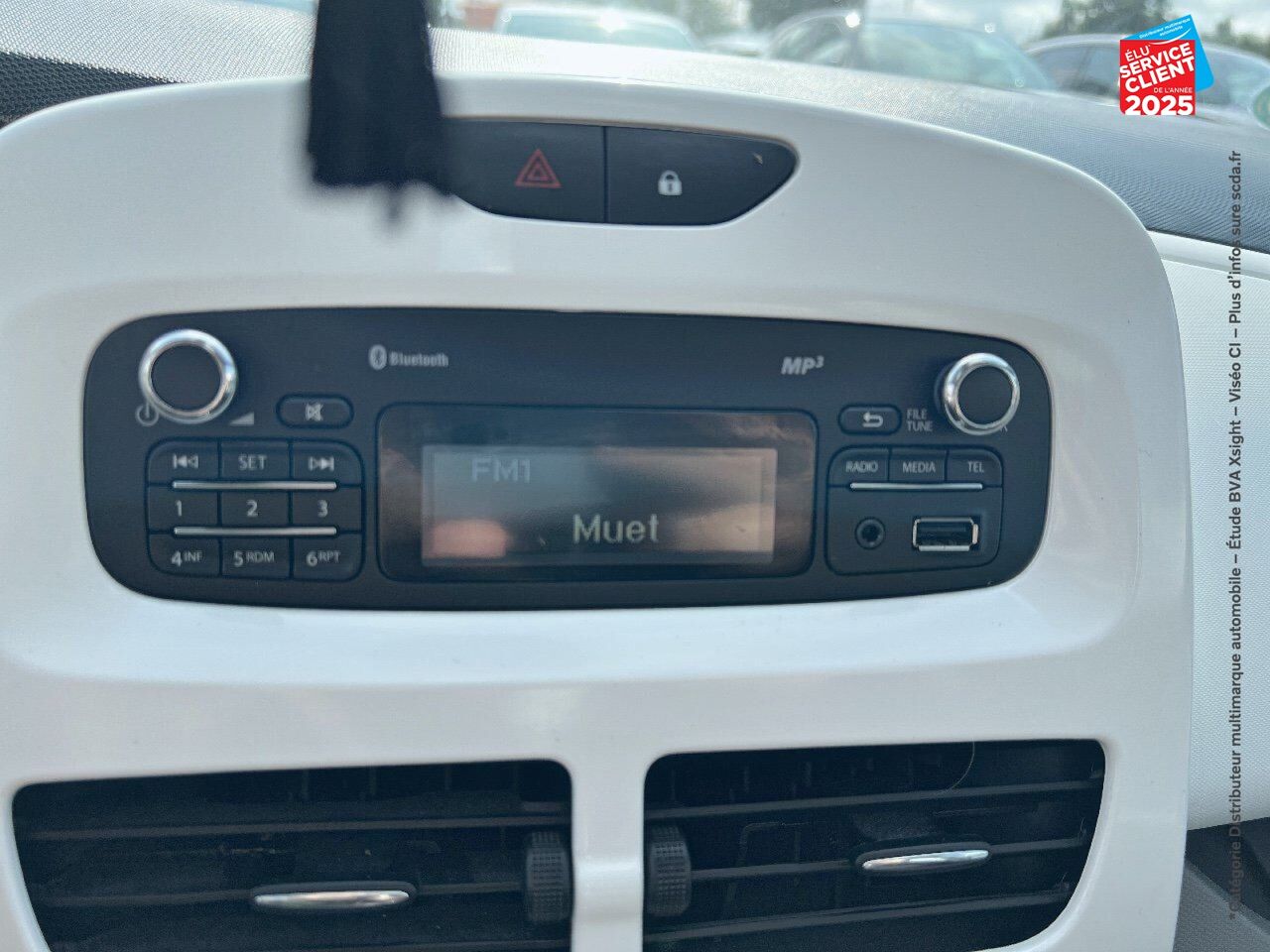 Véhicule d'occasion RENAULT ZOE LIFE CHARGE NORMALE R75 chez BMW Dole