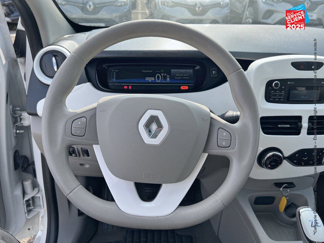 Véhicule d'occasion RENAULT ZOE LIFE CHARGE NORMALE R75 chez BMW Dole