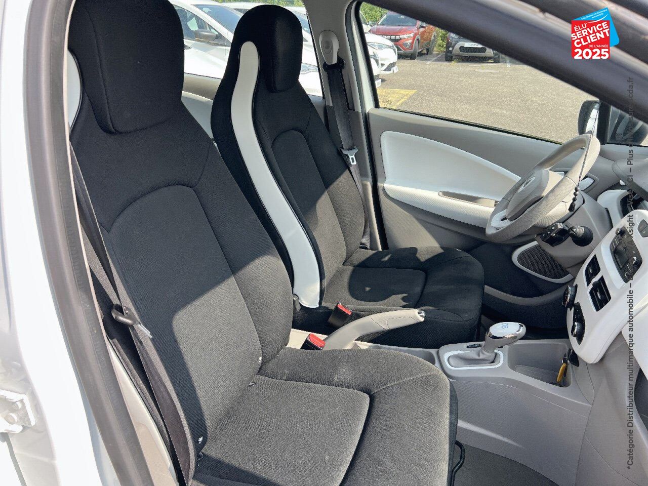 Véhicule d'occasion RENAULT ZOE LIFE CHARGE NORMALE R75 chez BMW Dole