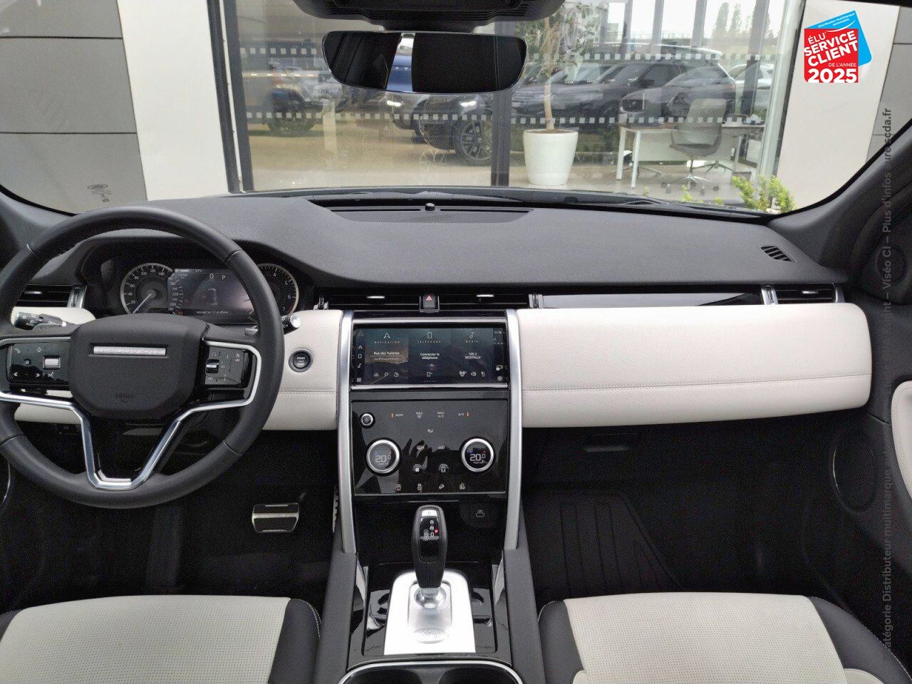 Véhicule d'occasion LAND-ROVER DISCOVERY SPORT P200 FLEX FUEL R-DYNAMIC S AWD BVA chez Land Rover Metz