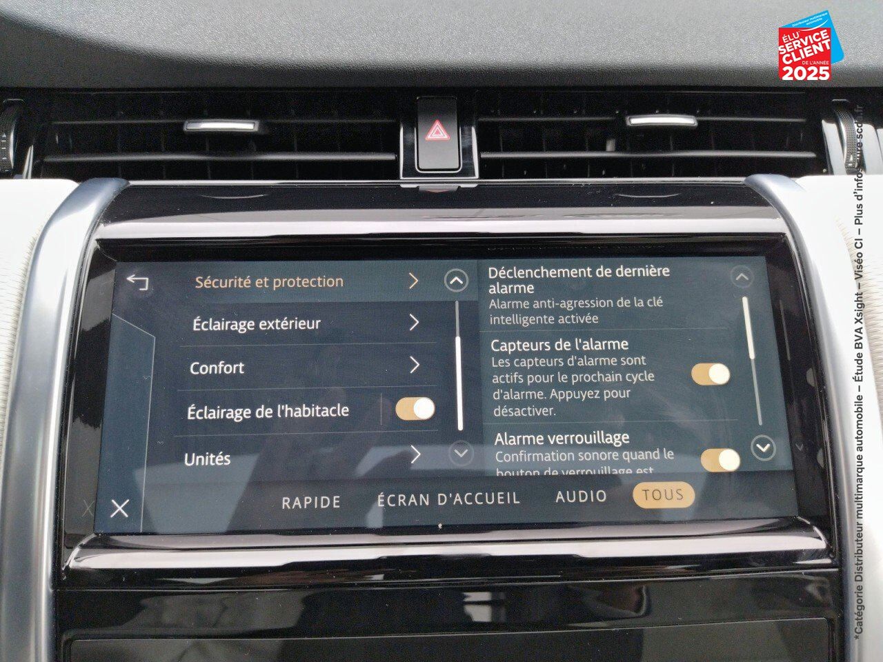Véhicule d'occasion LAND-ROVER DISCOVERY SPORT P200 FLEX FUEL R-DYNAMIC S AWD BVA chez Land Rover Metz