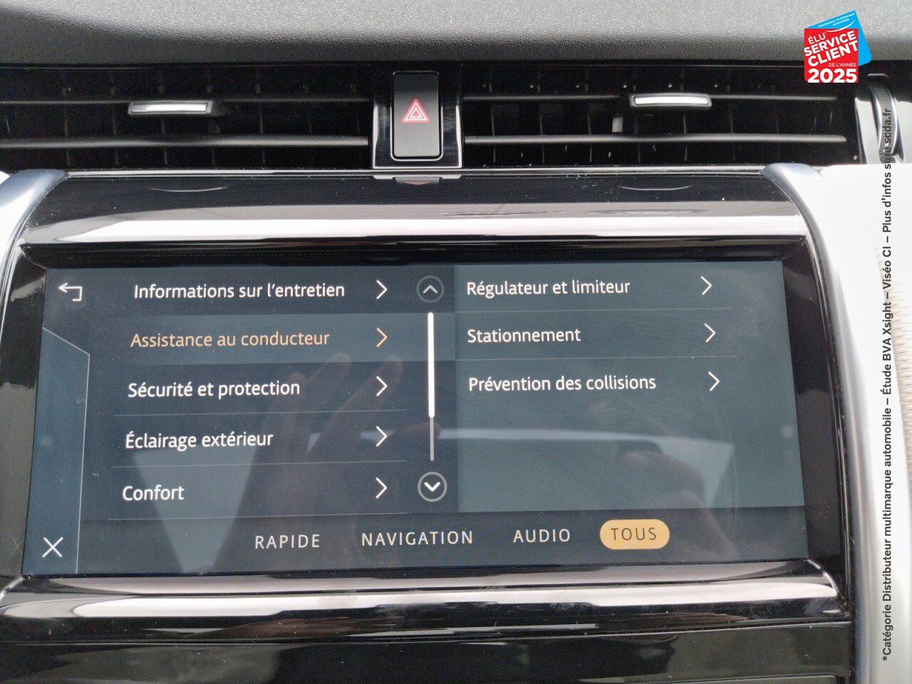 Véhicule d'occasion LAND-ROVER DISCOVERY SPORT P200 FLEX FUEL R-DYNAMIC S AWD BVA chez Land Rover Metz
