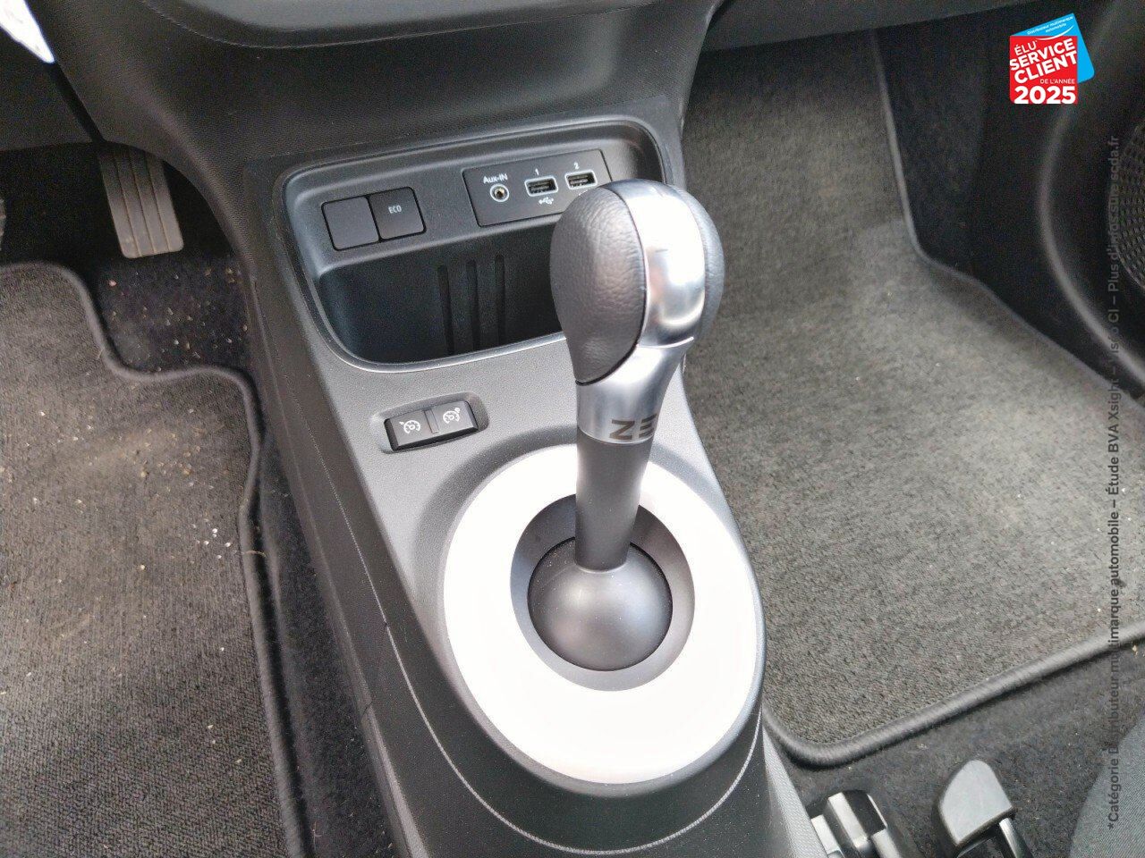 Véhicule d'occasion RENAULT TWINGO E-TECH ELECTRIC INTENS R80 ACHAT INTEGRAL - 21 chez Renault Saint-Louis