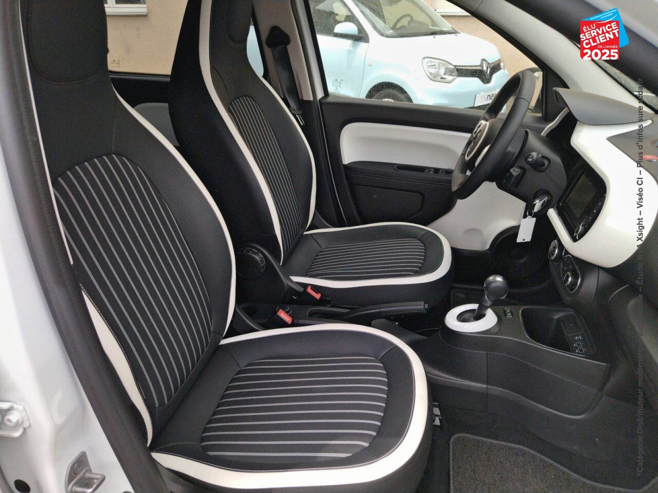 Véhicule d'occasion RENAULT TWINGO E-TECH ELECTRIC INTENS R80 ACHAT INTEGRAL - 21 chez Renault Saint-Louis