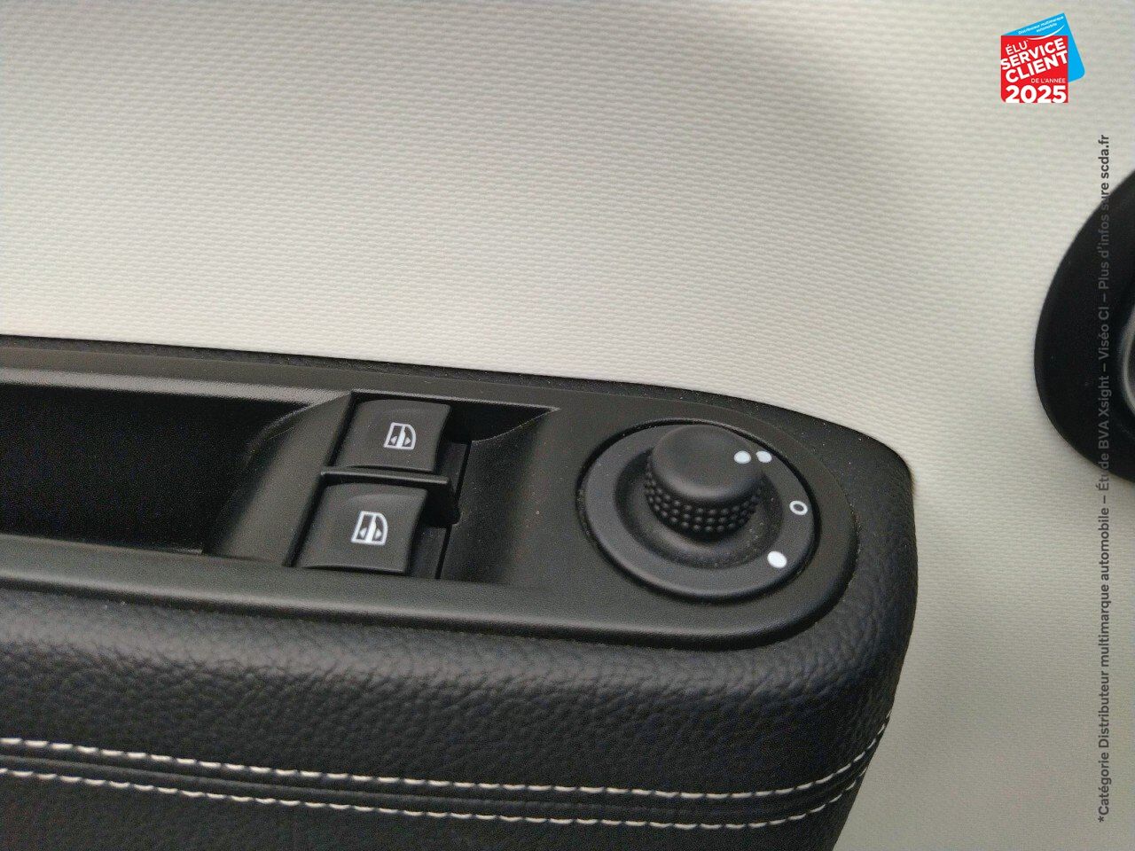 Véhicule d'occasion RENAULT TWINGO E-TECH ELECTRIC INTENS R80 ACHAT INTEGRAL - 21 chez Renault Saint-Louis