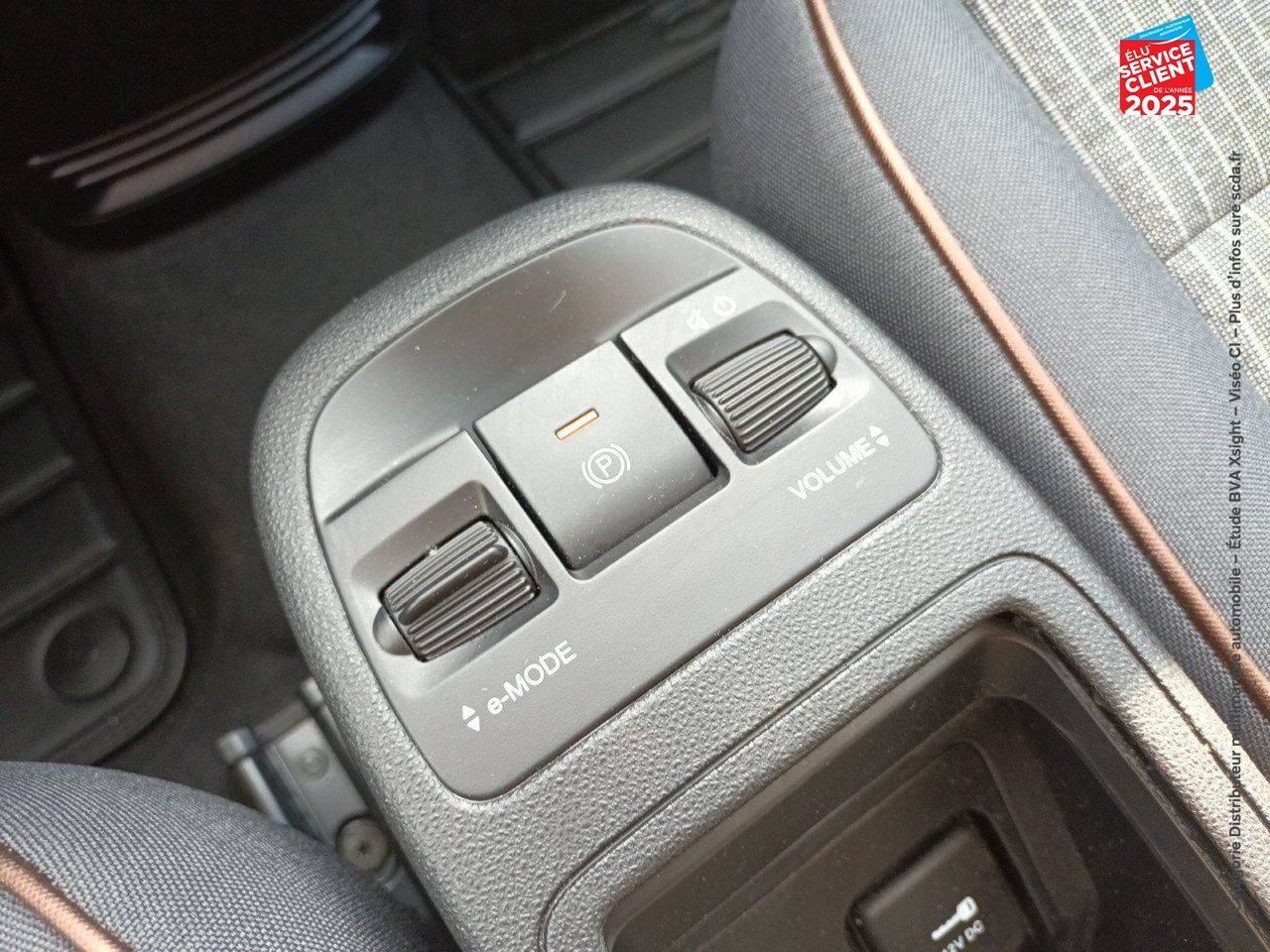 Véhicule d'occasion FIAT 500 E 118CH ICONE chez Fiat Dijon