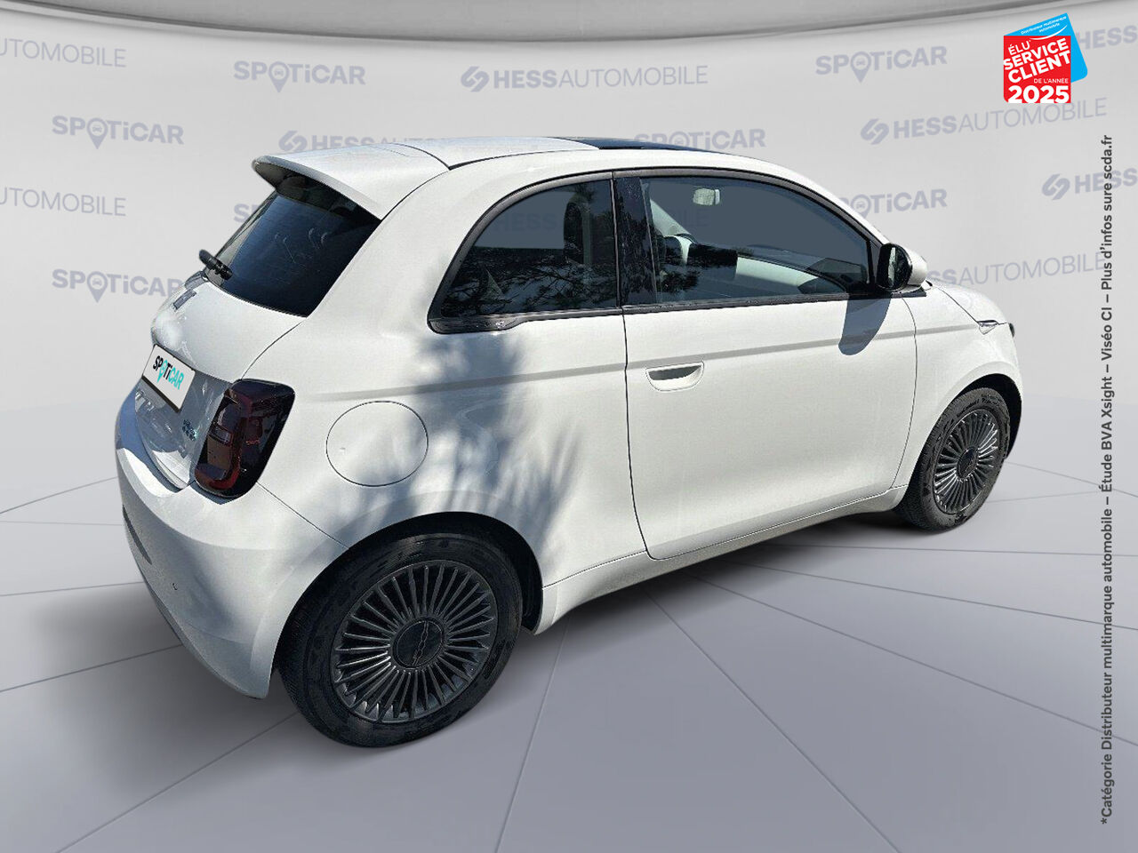 Véhicule d'occasion FIAT 500 E 118CH ICONE chez HESS Automobile