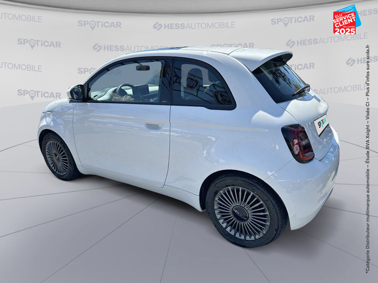 Véhicule d'occasion FIAT 500 E 118CH ICONE chez HESS Automobile
