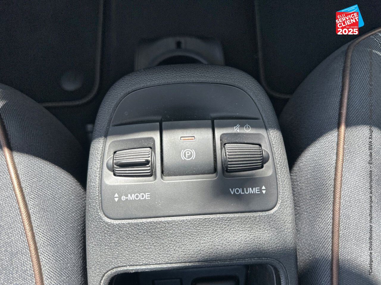 Véhicule d'occasion FIAT 500 E 118CH ICONE chez HESS Automobile