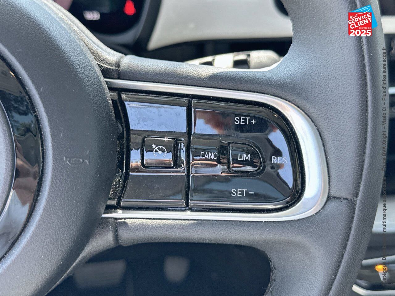 Véhicule d'occasion FIAT 500 E 118CH ICONE chez HESS Automobile