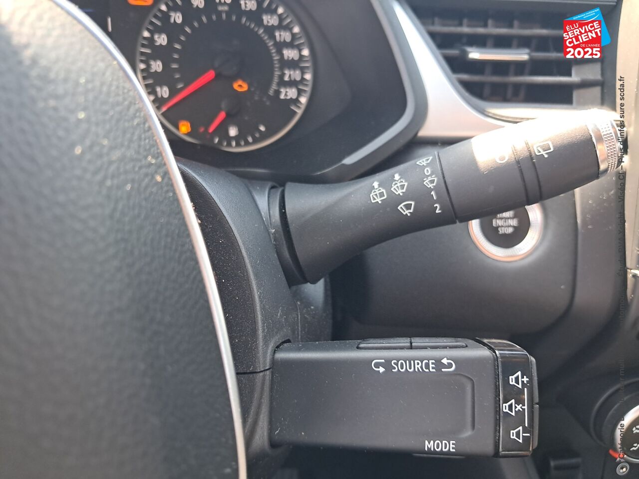 Véhicule d'occasion RENAULT CAPTUR 1.5 BLUE DCI 115CH BUSINESS chez Renault Saint-Louis