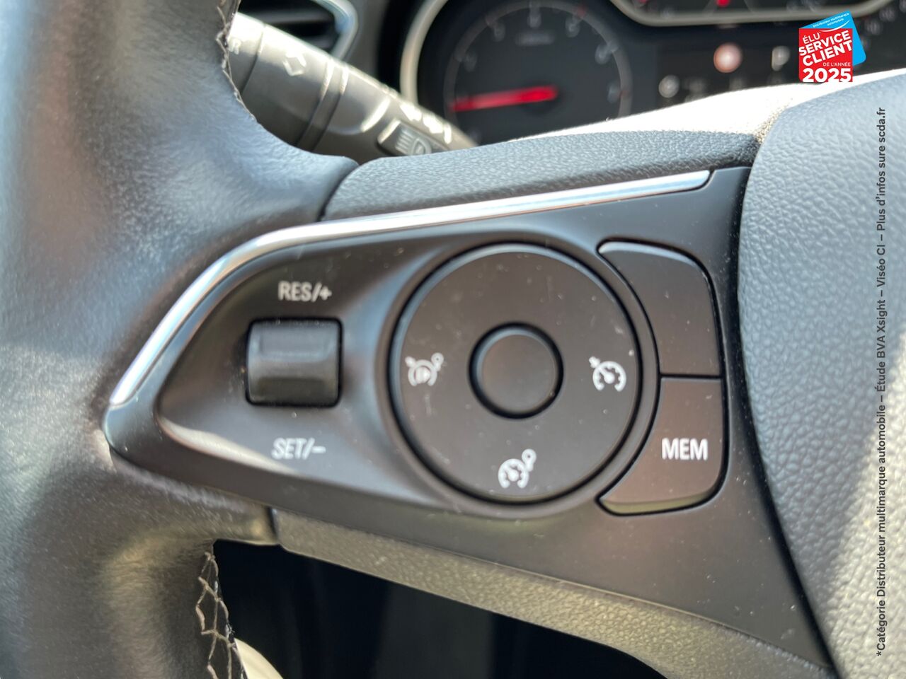 Véhicule d'occasion OPEL GRANDLAND X 1.2 TURBO 130CH DESIGN LINE BVA 109G chez Toyota Bar le Duc