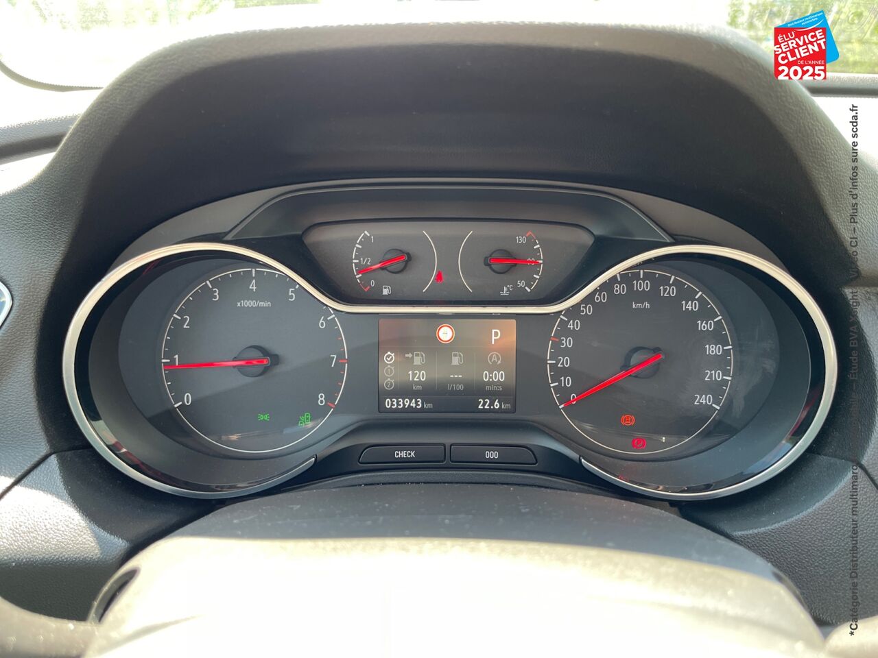 Véhicule d'occasion OPEL GRANDLAND X 1.2 TURBO 130CH DESIGN LINE BVA 109G chez Toyota Bar le Duc