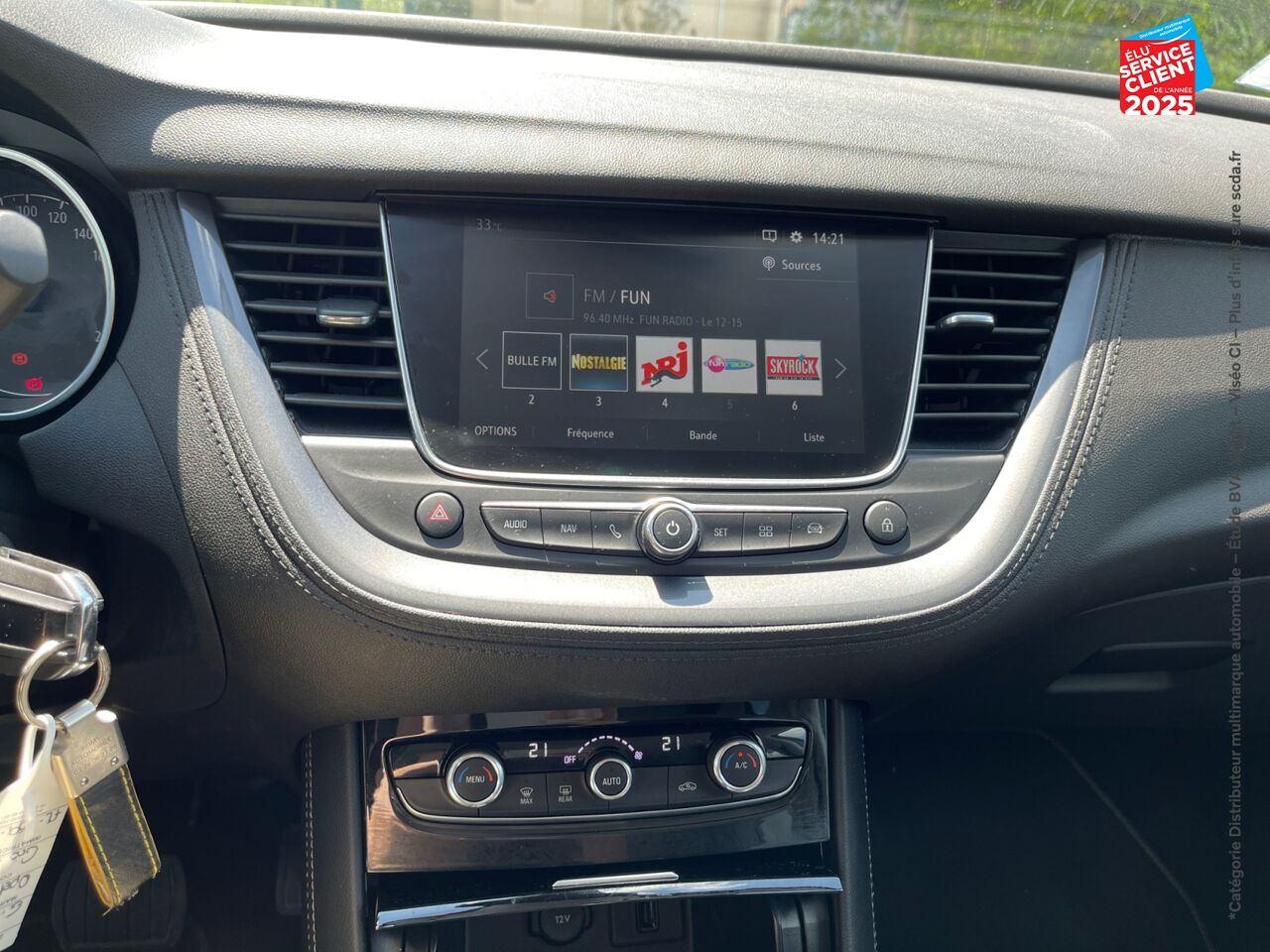 Véhicule d'occasion OPEL GRANDLAND X 1.2 TURBO 130CH DESIGN LINE BVA 109G chez Toyota Bar le Duc