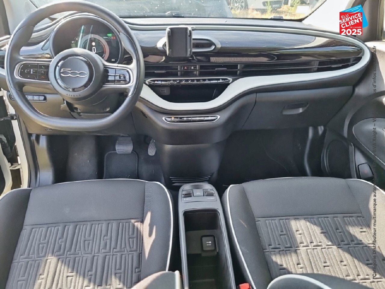 Véhicule d'occasion FIAT 500 E 95CH ACTION chez HESS Automobile