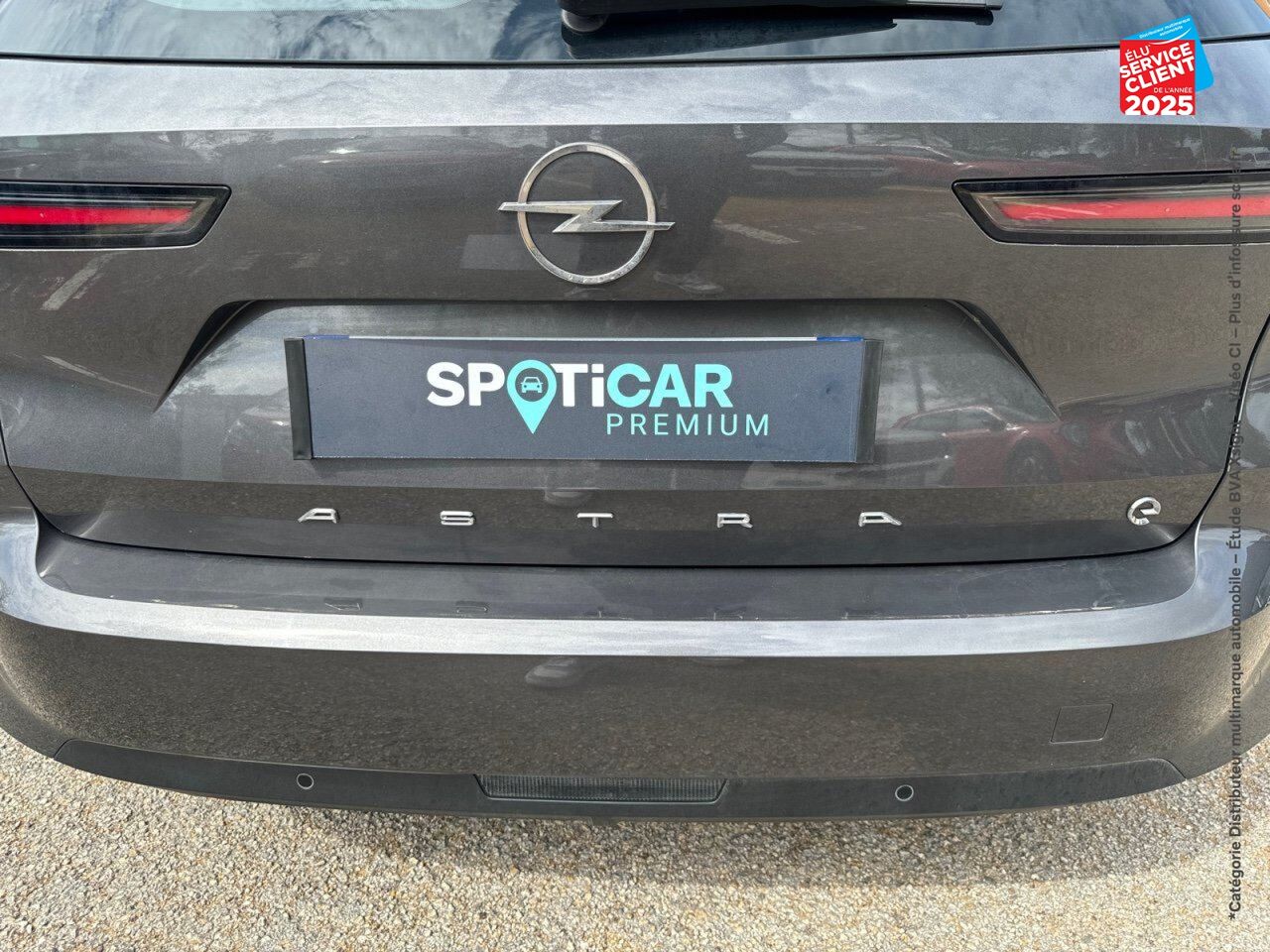 Véhicule d'occasion OPEL ASTRA SPORTS TOURER ELECTRIC 156CH chez Toyota Verdun