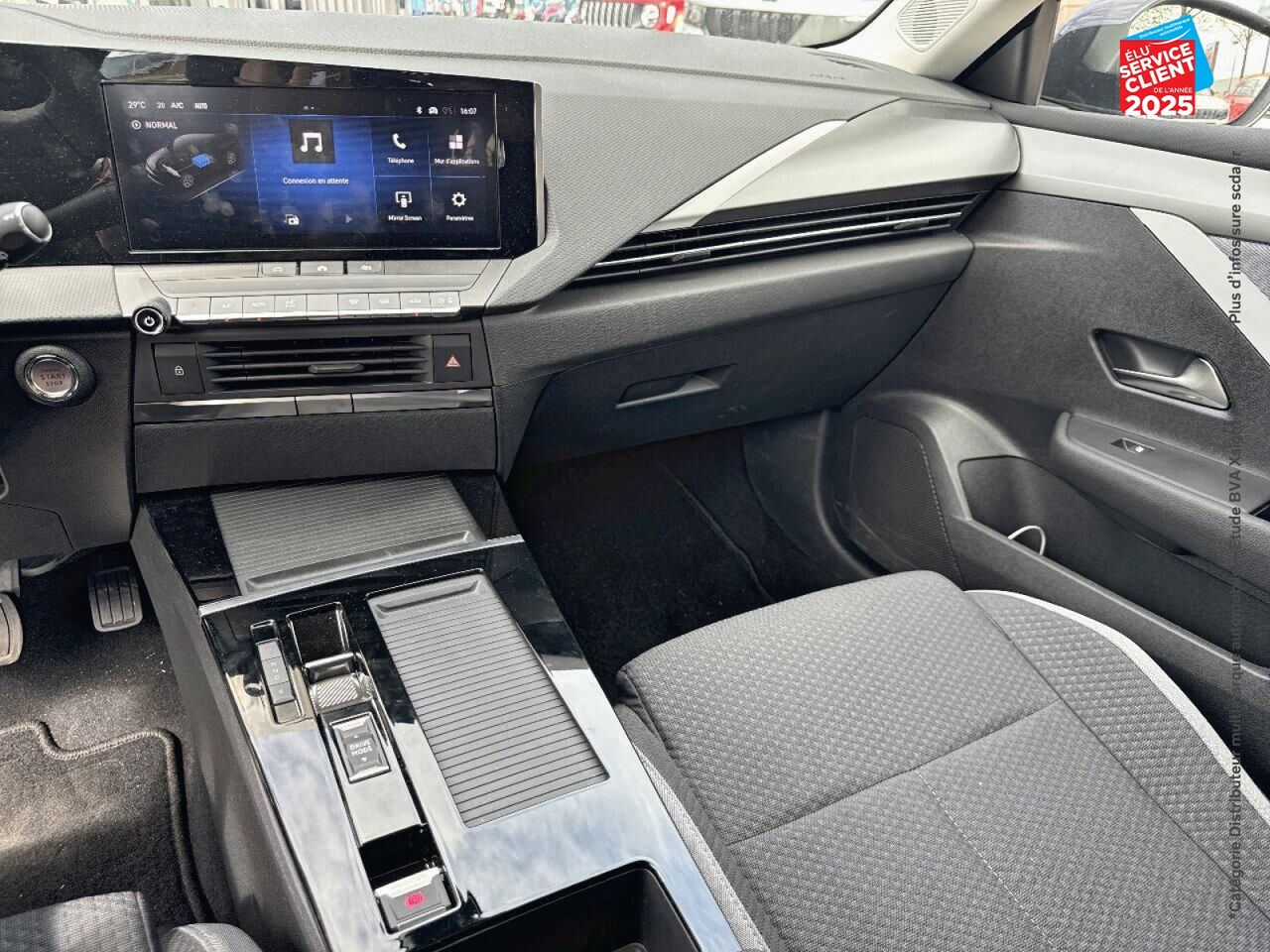 Véhicule d'occasion OPEL ASTRA SPORTS TOURER ELECTRIC 156CH chez Toyota Verdun