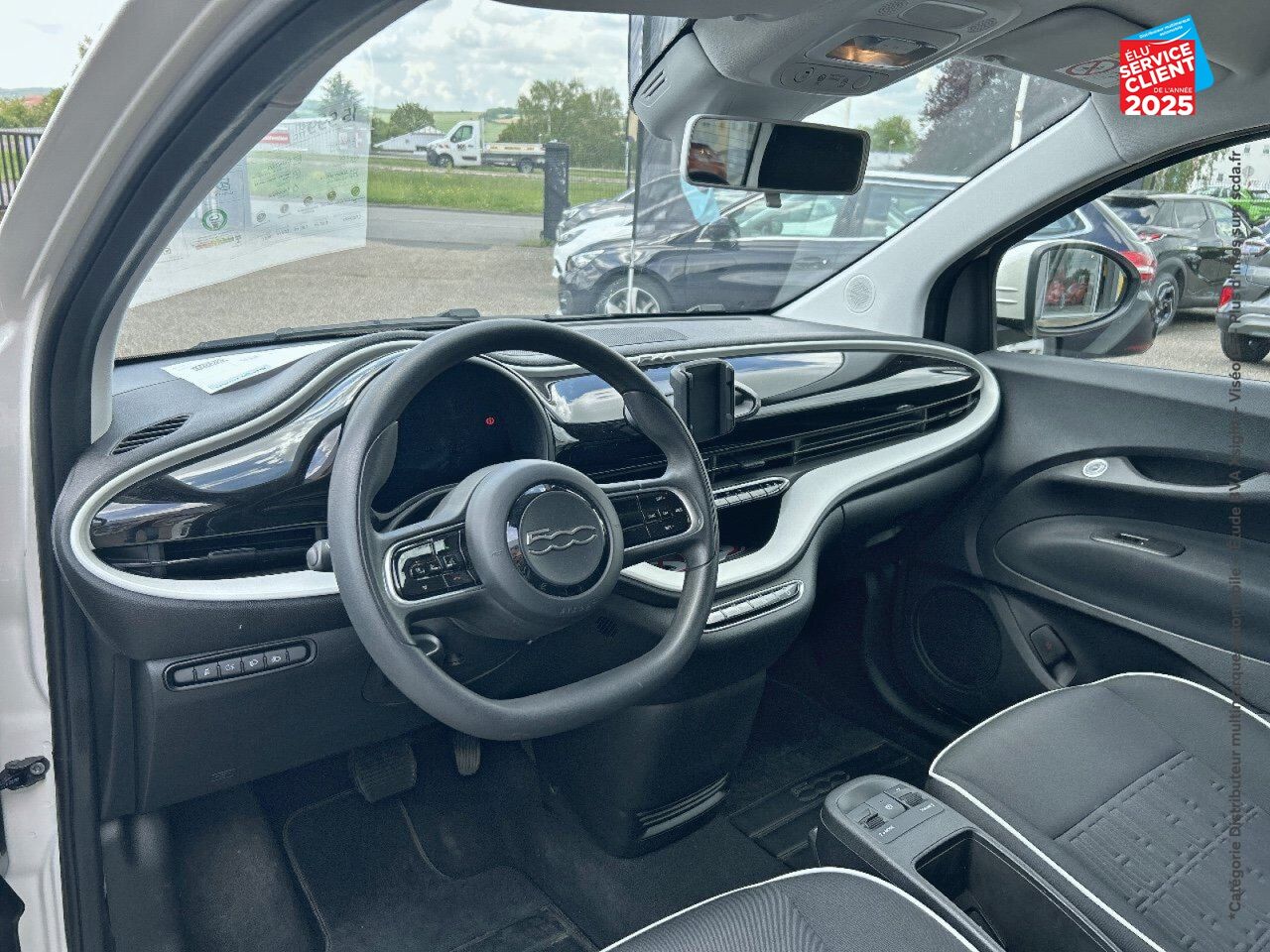 Véhicule d'occasion FIAT 500 E 95CH ACTION chez Hyundai Reims