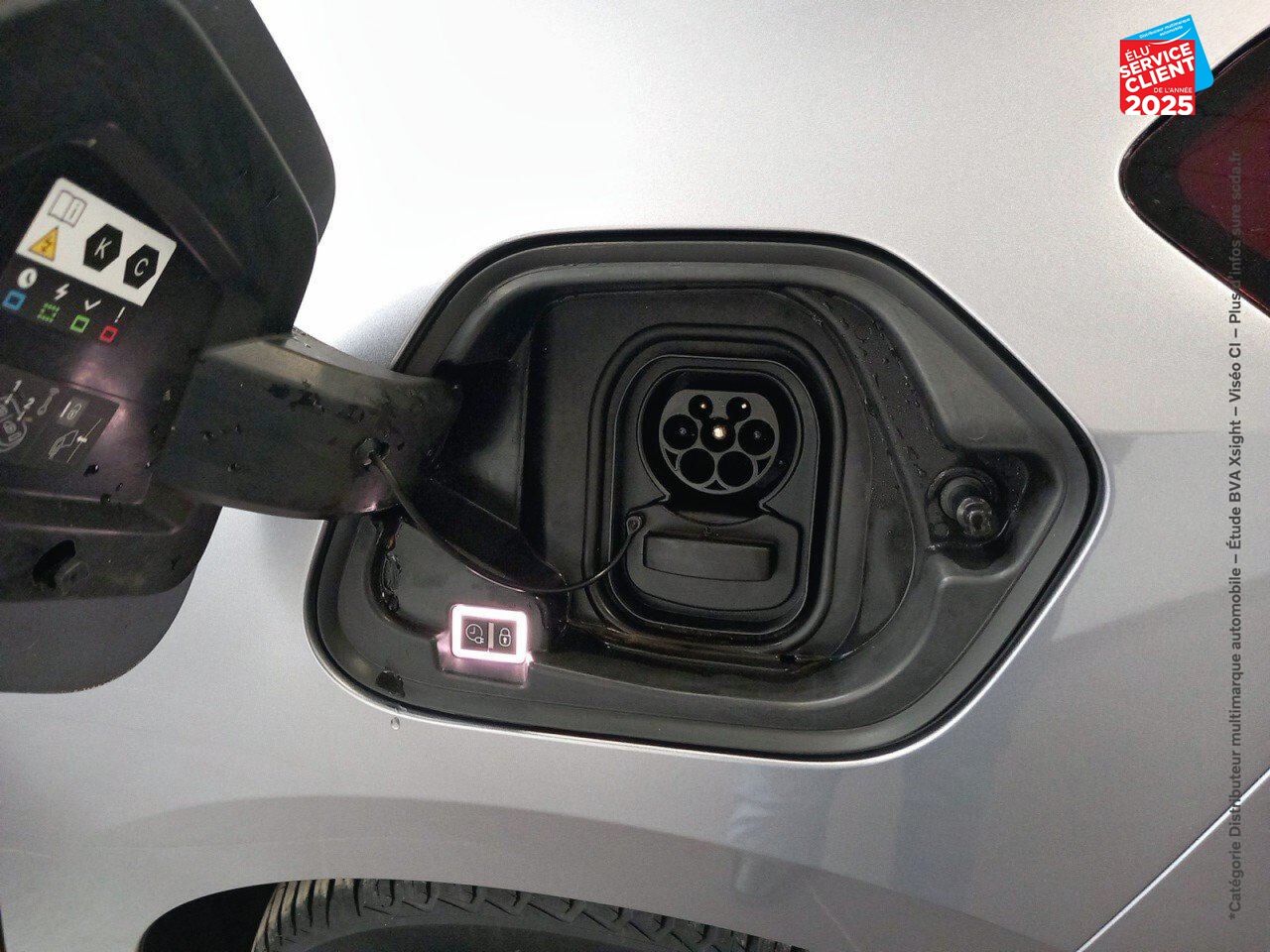Véhicule d'occasion OPEL CORSA CORSA-E 136CH GS LINE chez Hyundai Reims