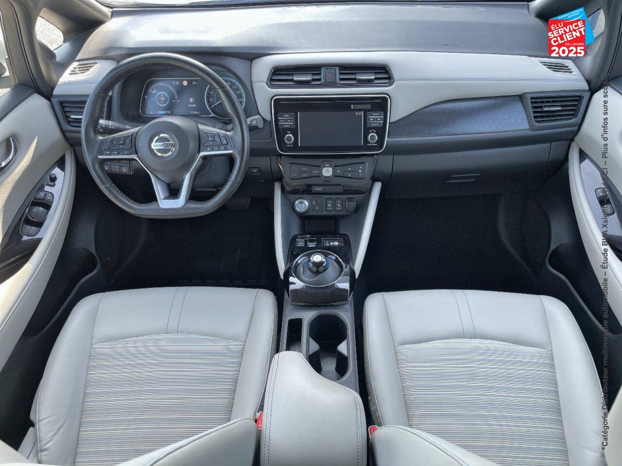 Véhicule d'occasion NISSAN LEAF 150CH 40KWH TEKNA 2018 chez Renault Saint-Louis