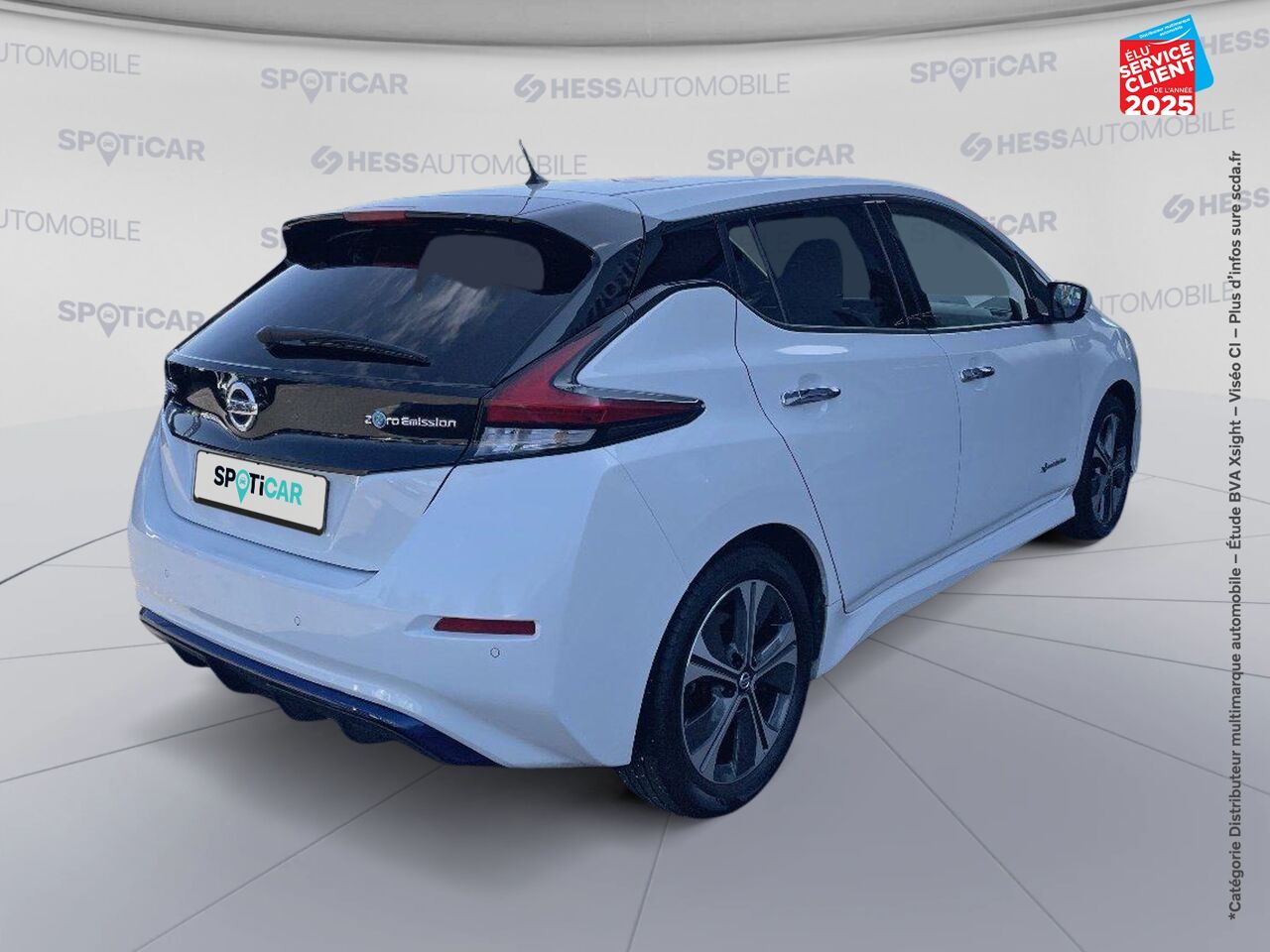 Véhicule d'occasion NISSAN LEAF 150CH 40KWH TEKNA 2018 chez Renault Saint-Louis