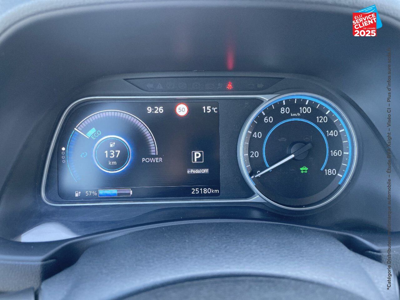 Véhicule d'occasion NISSAN LEAF 150CH 40KWH TEKNA 2018 chez Renault Saint-Louis