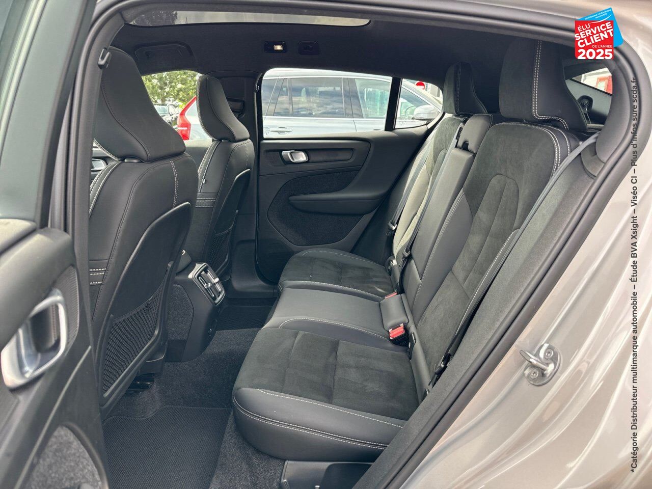 Véhicule d'occasion VOLVO C40 RECHARGE TWIN 408CH FIRST EDITION EDT AWD chez Volvo Epernay