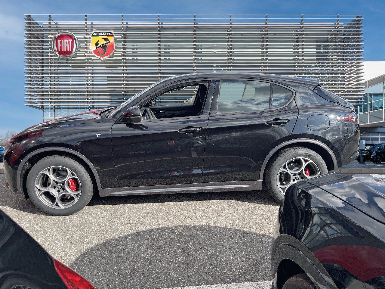 Véhicule d'occasion ALFA ROMEO STELVIO 2.2 DIESEL 210CH TI Q4 AT8 MY22 chez BMW Belfort