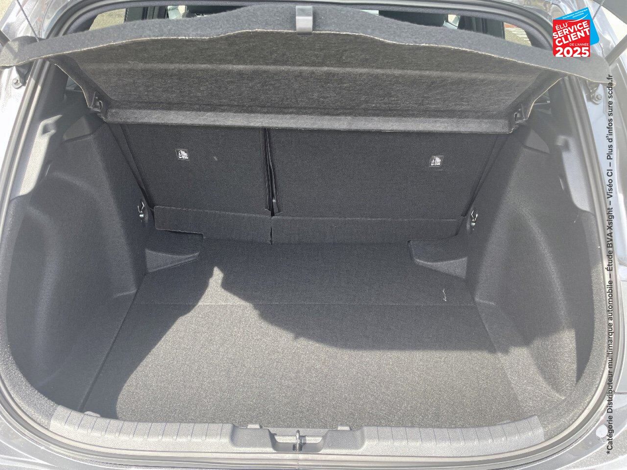 Véhicule d'occasion TOYOTA COROLLA 1.8 140CH DESIGN MY24 chez Toyota Sarreguemines