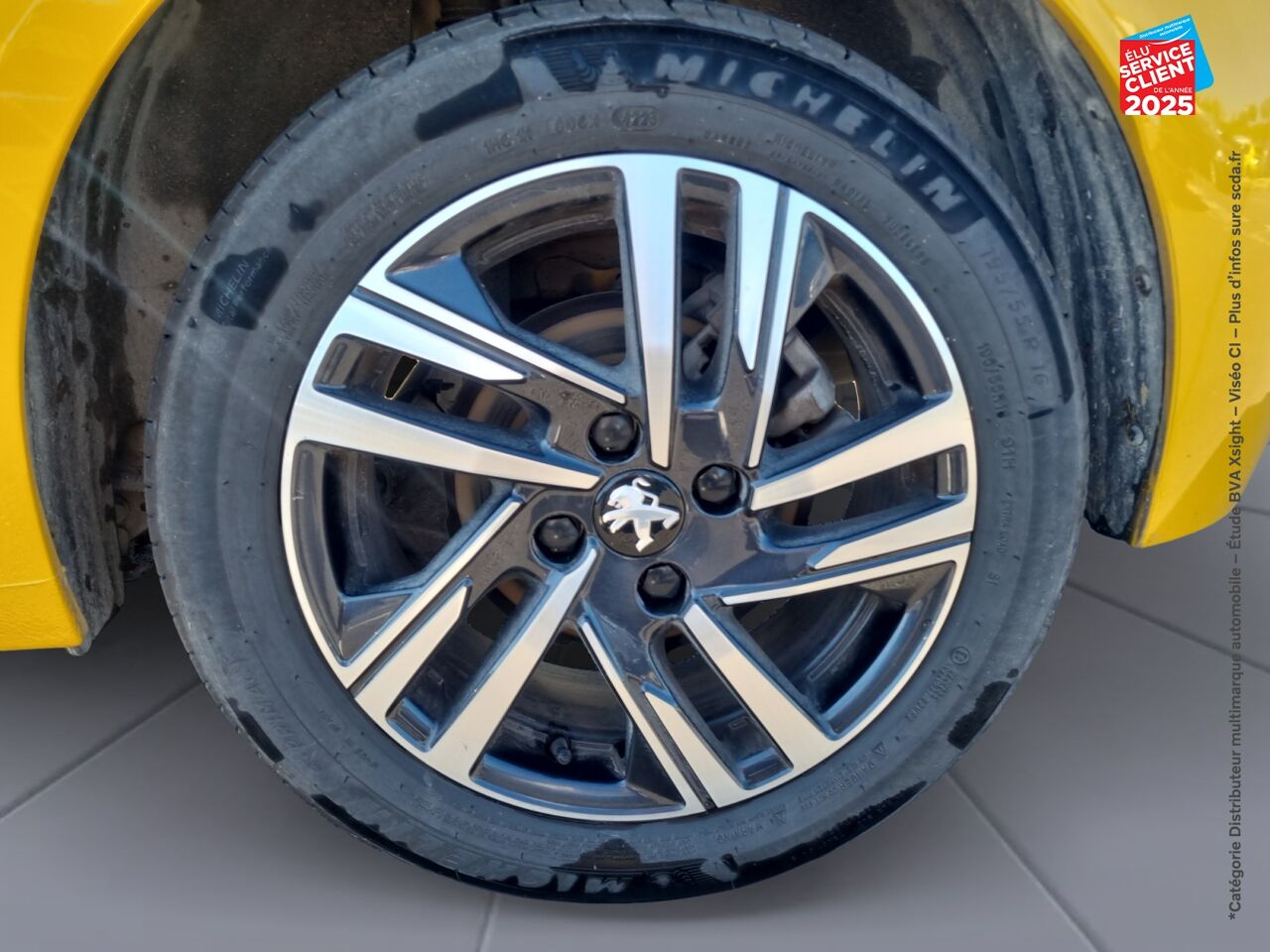 Véhicule d'occasion PEUGEOT 208 1.2 PURETECH 100CH SS ALLURE PACK chez Opel Bar le Duc