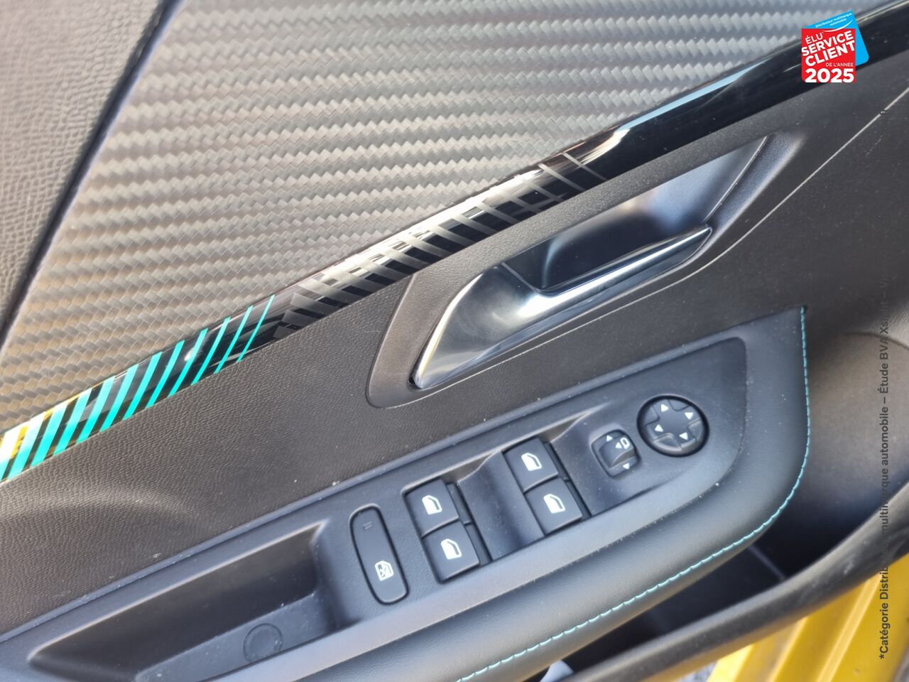 Véhicule d'occasion PEUGEOT 208 1.2 PURETECH 100CH SS ALLURE PACK chez Opel Bar le Duc