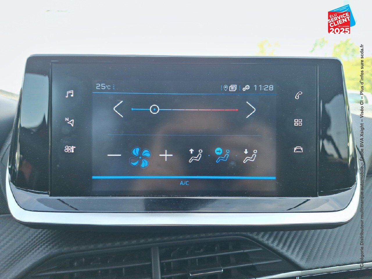 Véhicule d'occasion PEUGEOT 208 1.2 PURETECH 75CH SS STYLE chez Toyota Saint Dizier