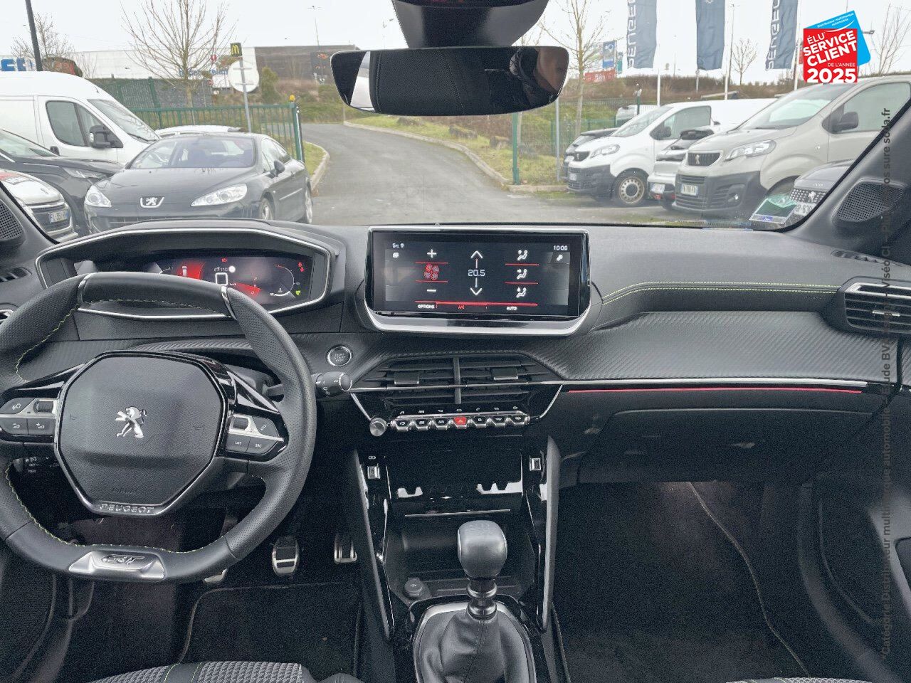 Véhicule d'occasion PEUGEOT 208 1.2 PURETECH 100CH SS GT chez Hyundai Reims