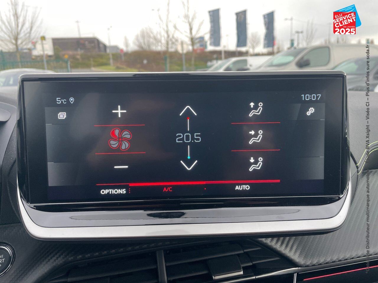 Véhicule d'occasion PEUGEOT 208 1.2 PURETECH 100CH SS GT chez Hyundai Reims