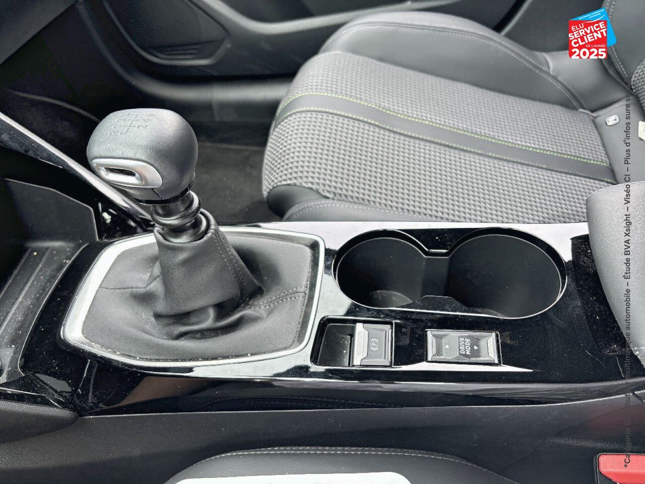 Véhicule d'occasion PEUGEOT 208 1.2 PURETECH 100CH SS GT chez Nissan Montbéliard