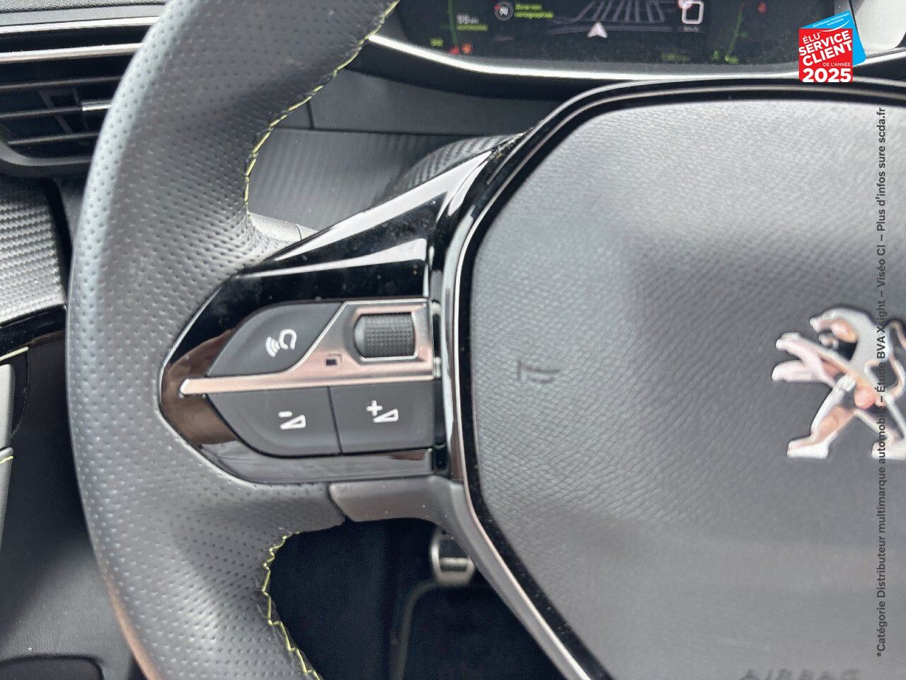 Véhicule d'occasion PEUGEOT 208 1.2 PURETECH 100CH SS GT chez Nissan Montbéliard