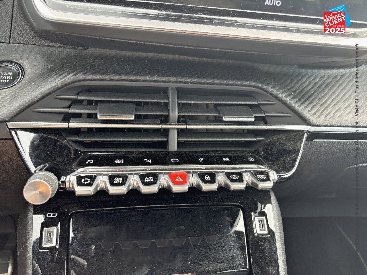 Véhicule d'occasion PEUGEOT 208 1.2 PURETECH 100CH SS GT chez Nissan Montbéliard