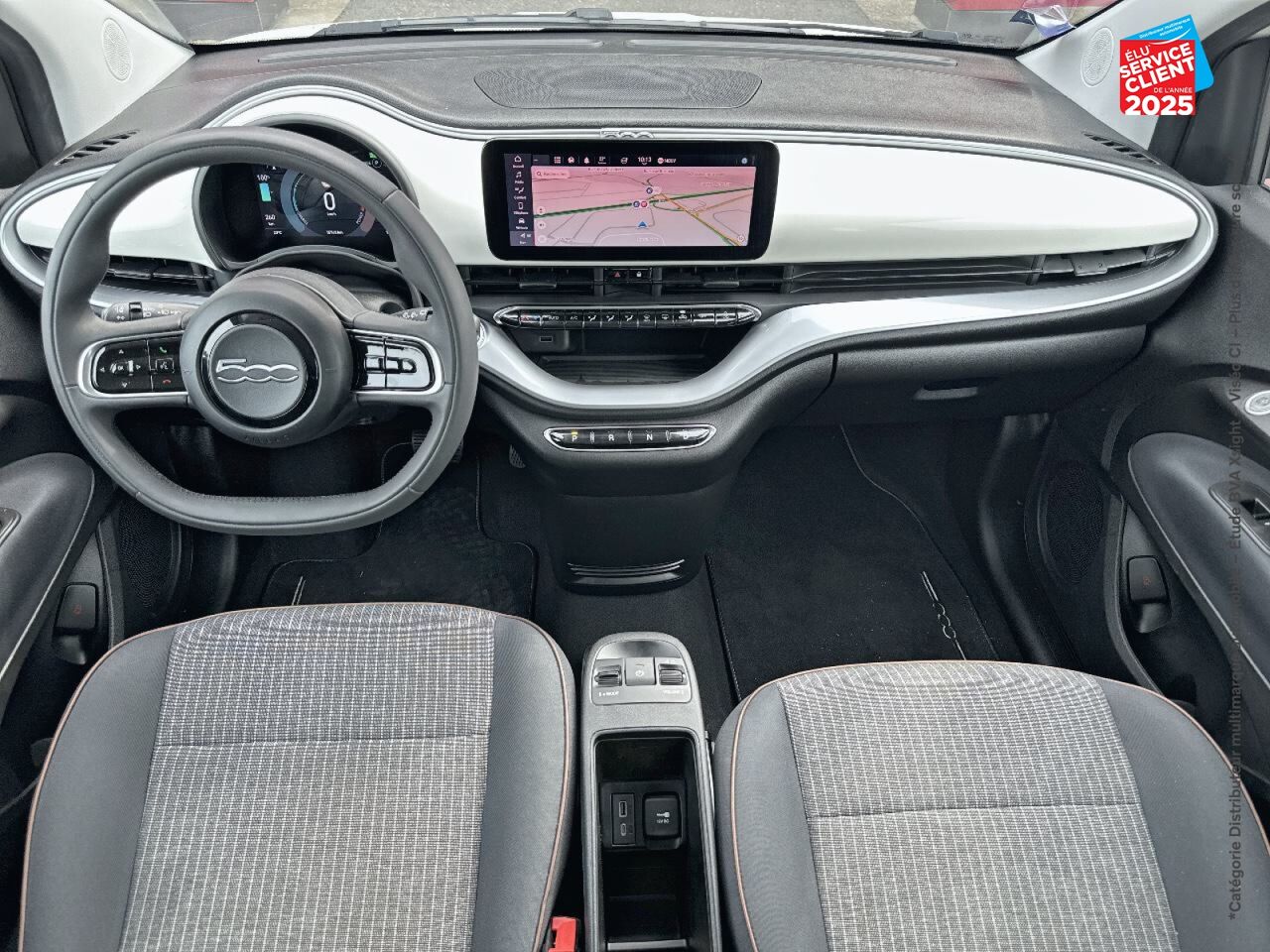 Véhicule d'occasion FIAT 500 E 118CH ICONE chez HESS Automobile